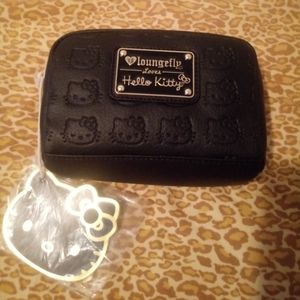 Loungefly hello kitty cosmetic bag